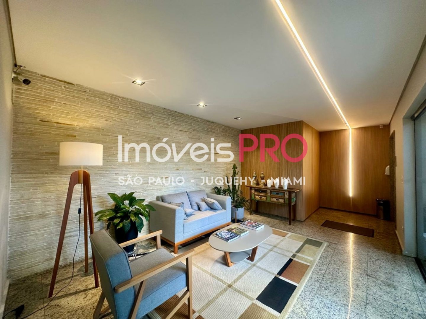 Foto :: IP30282