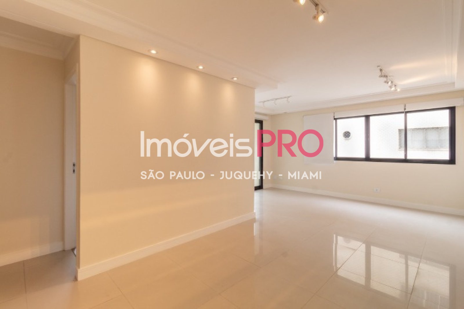 Apartamento de 3 quartos, 102 m², à venda em Moema, R$ 1,7 mi — foto 2 de 33