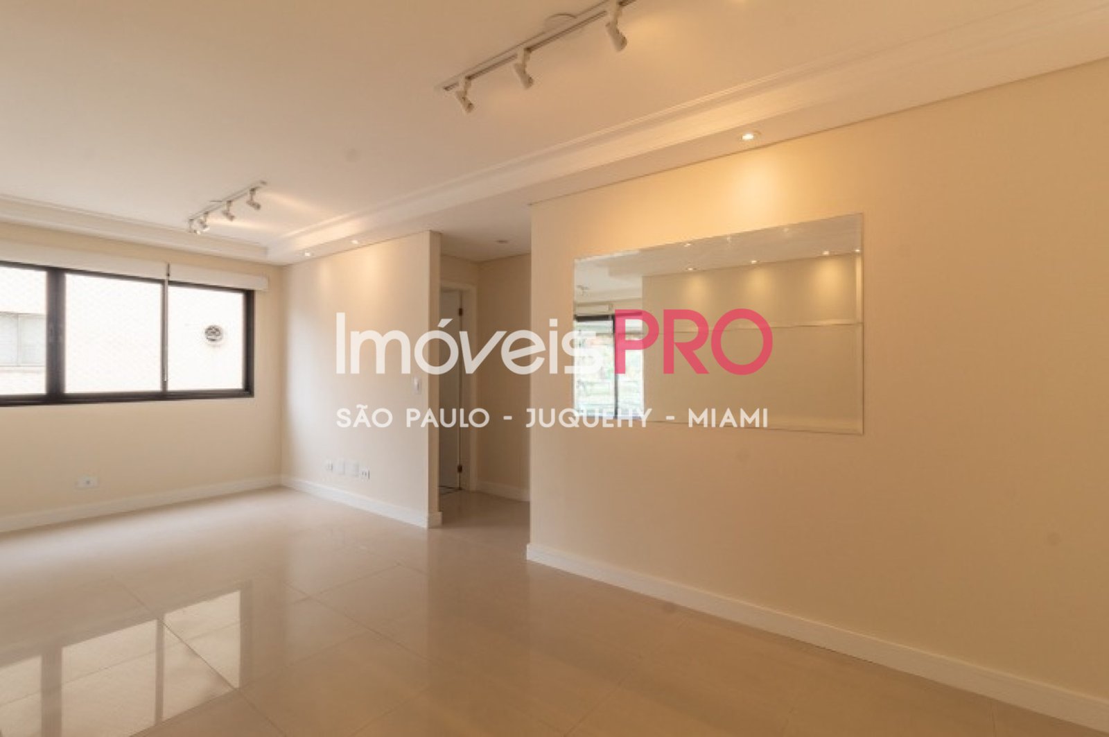 Apartamento de 3 quartos, 102 m², à venda em Moema, R$ 1,7 mi — foto 3 de 33