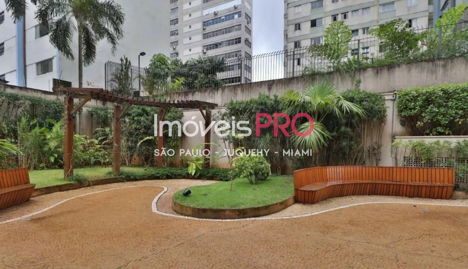 Foto :: IP30838