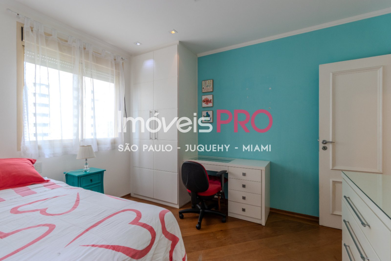 Foto :: https://assets.imoveispro.com.br/thumb/IP31333/apartamento-venda-campo-belo_IP31333_29_1920x1080.jpg?