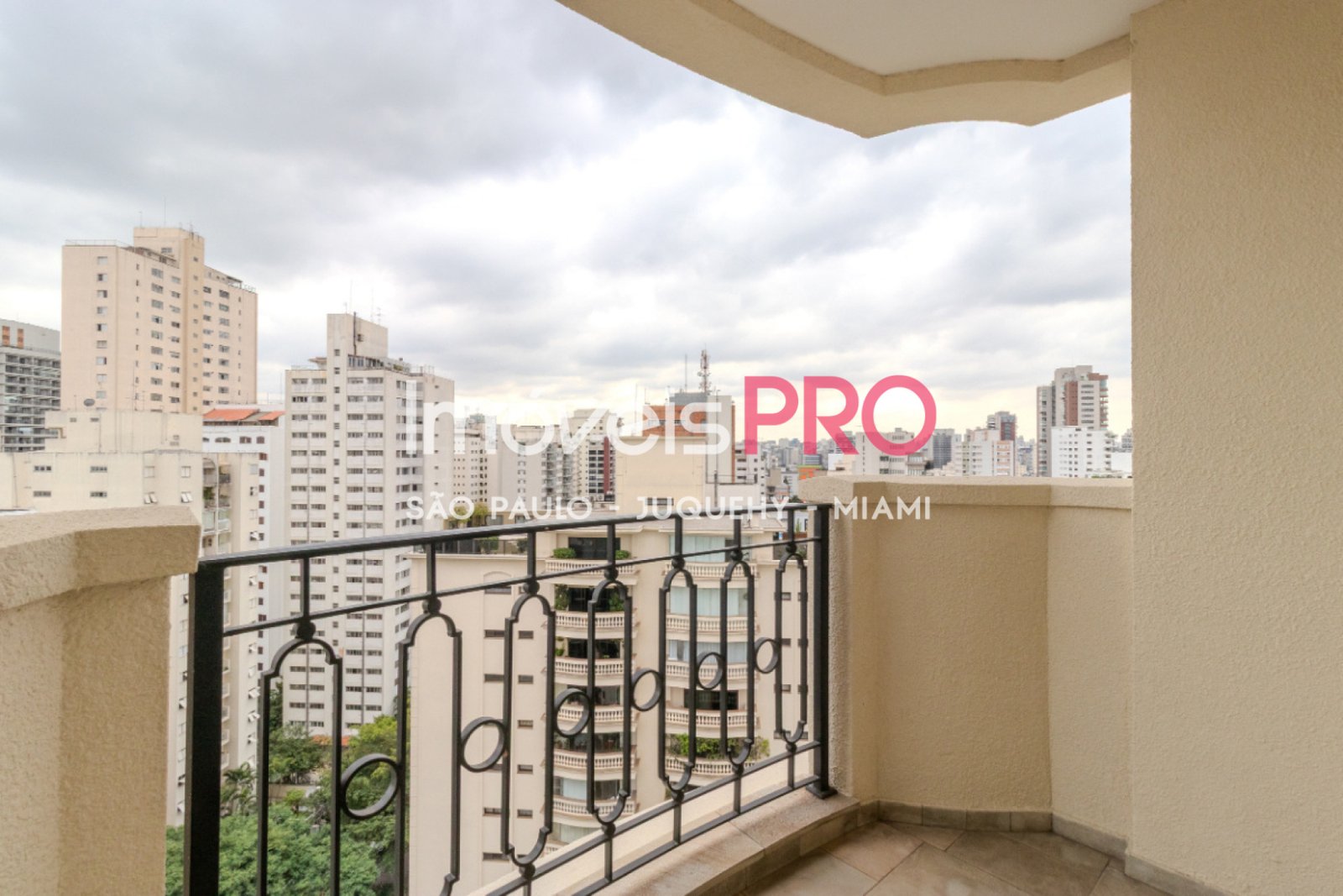 Foto :: https://assets.imoveispro.com.br/thumb/IP31333/apartamento-venda-campo-belo_IP31333_35_1920x1080.jpg?