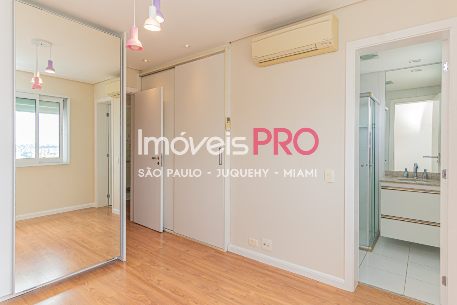 Foto :: https://assets.imoveispro.com.br/thumb/IP31884/apartamento-venda-brooklin_IP31884_17_1920x1080.jpg?