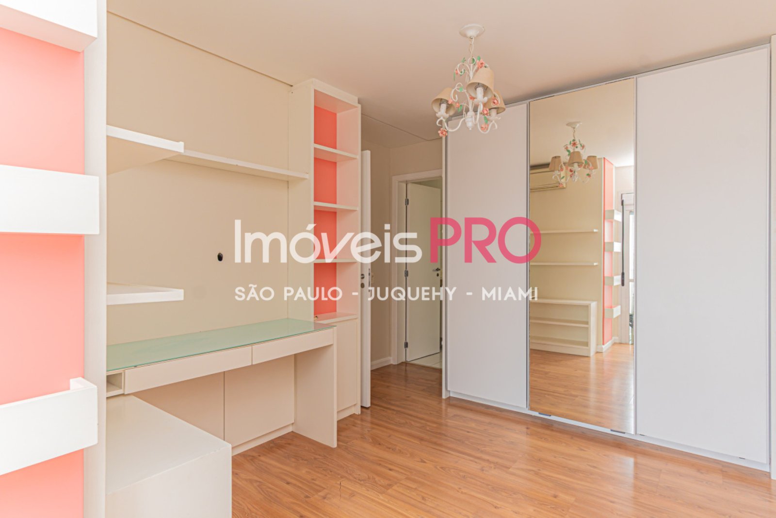 Foto :: https://assets.imoveispro.com.br/thumb/IP31884/apartamento-venda-brooklin_IP31884_23_1920x1080.jpg?