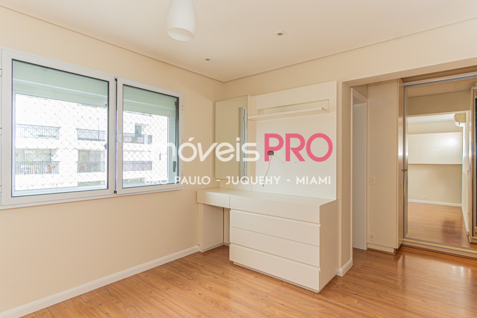 Foto :: https://assets.imoveispro.com.br/thumb/IP31884/apartamento-venda-brooklin_IP31884_29_1920x1080.jpg?