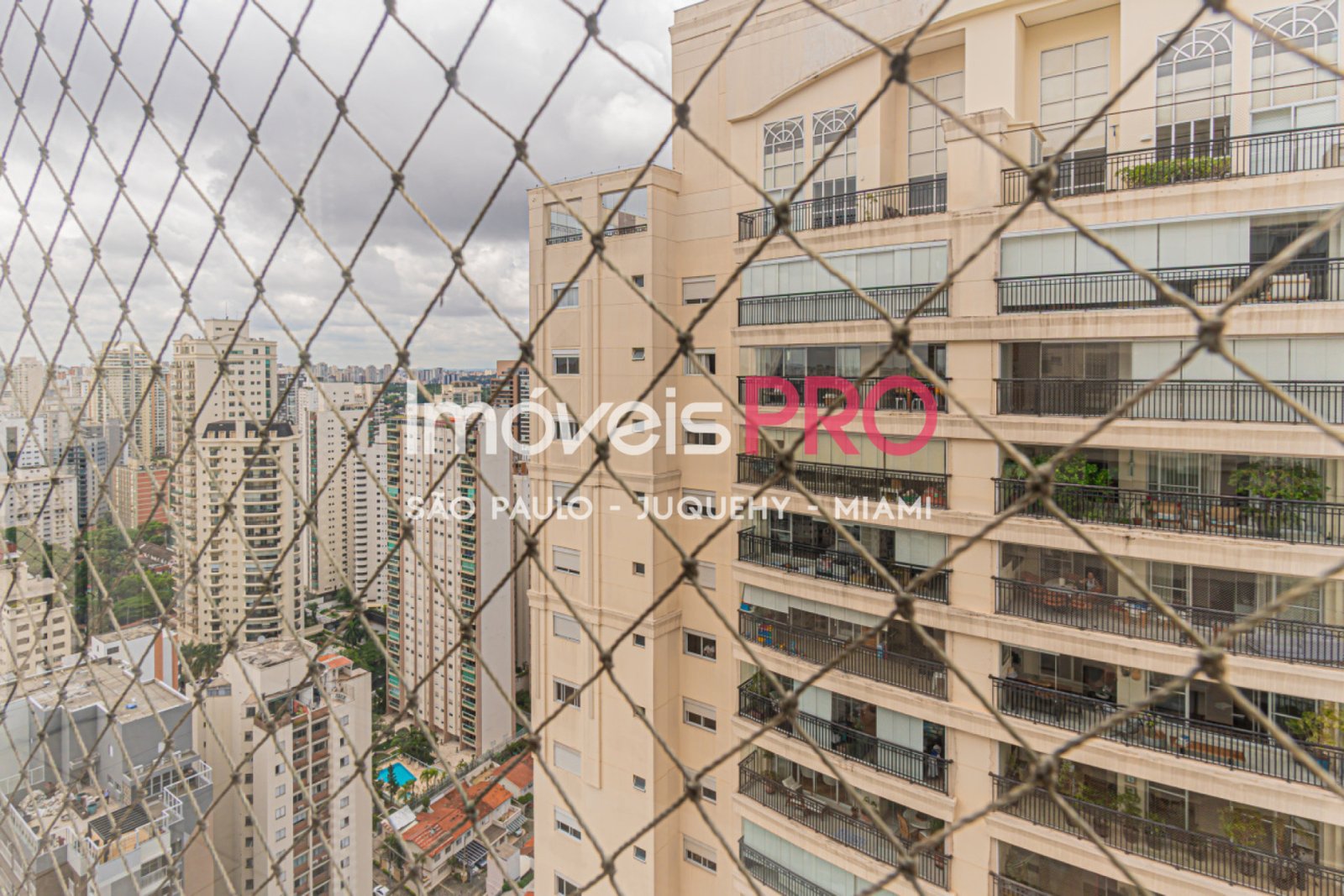 Foto :: https://assets.imoveispro.com.br/thumb/IP31884/apartamento-venda-brooklin_IP31884_41_1920x1080.jpg?