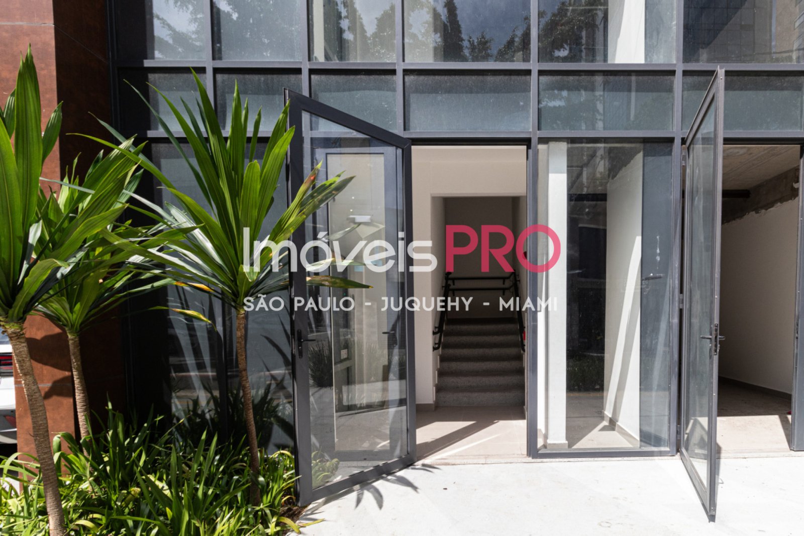 Foto :: https://assets.imoveispro.com.br/thumb/IP31949/loja-aluguel-moema_IP31949_23_1920x1080.jpg?