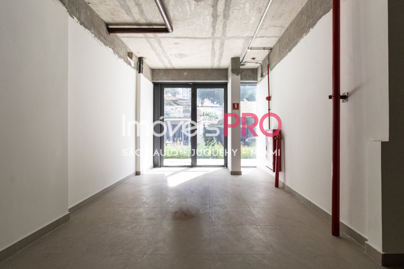 Foto :: https://assets.imoveispro.com.br/thumb/IP31949/loja-aluguel-moema_IP31949_35_1920x1080.jpg?