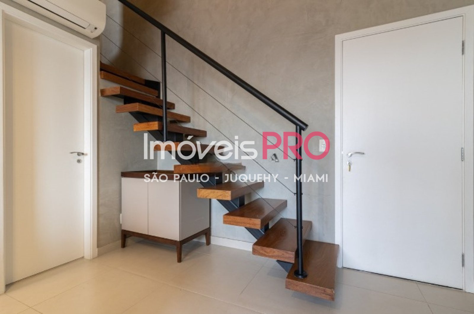 Foto :: IP32074
