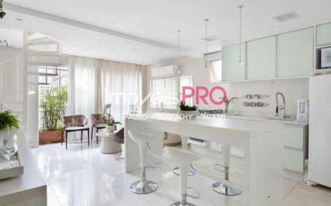 Duplex em Vila Nova Conceição — foto 1 (Ref. IP32128)