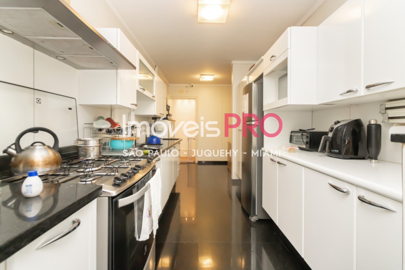 Foto :: https://assets.imoveispro.com.br/thumb/IP32173/apartamento-venda-jardim-paulista_IP32173_23_1920x1080.jpg?