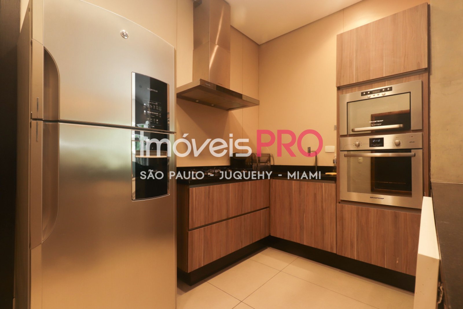 Foto :: https://assets.imoveispro.com.br/thumb/IP32197/apartamento-aluguel-moema-passaros_IP32197_17_1920x1080.jpg?