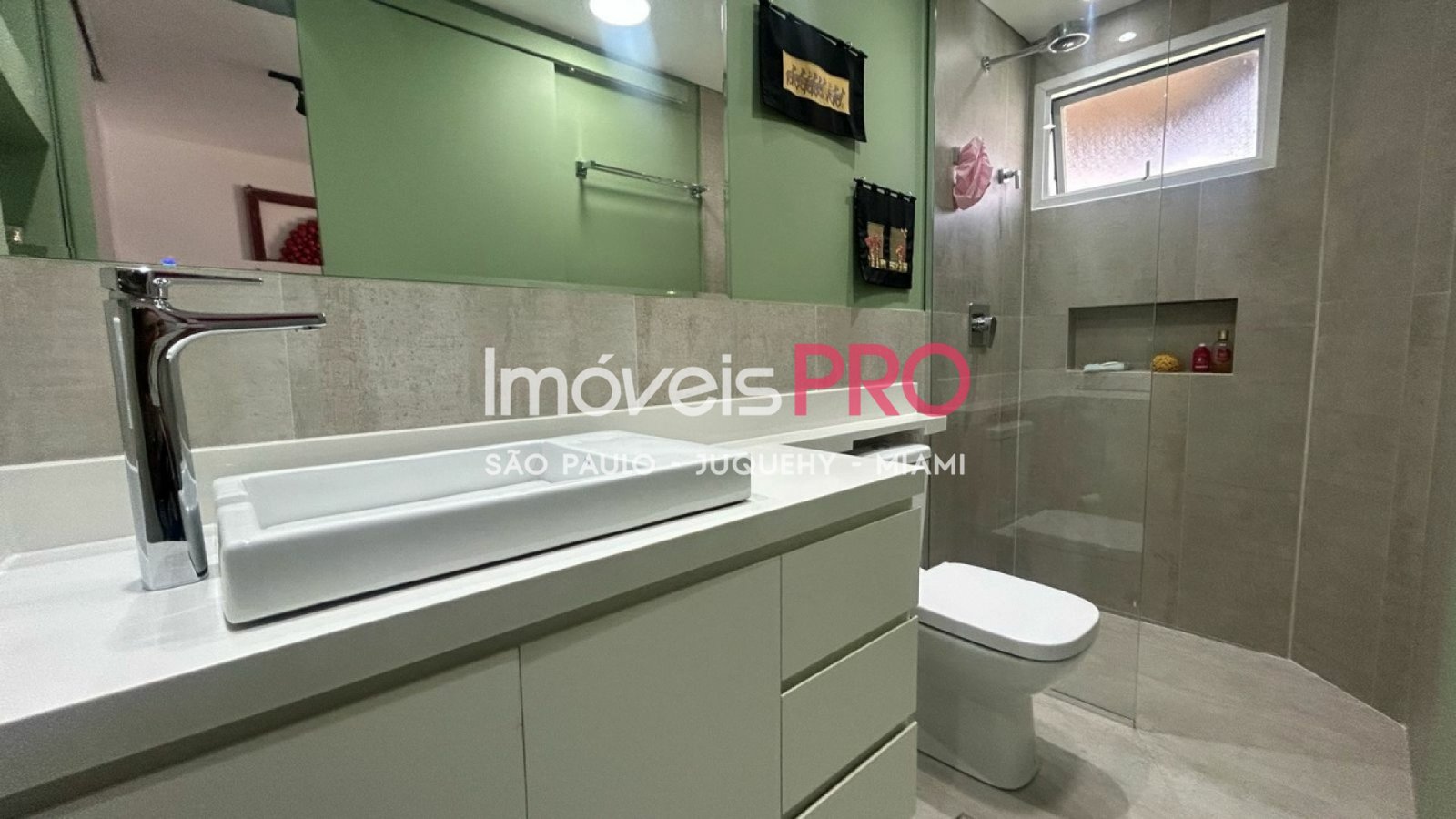 Foto :: IP32197