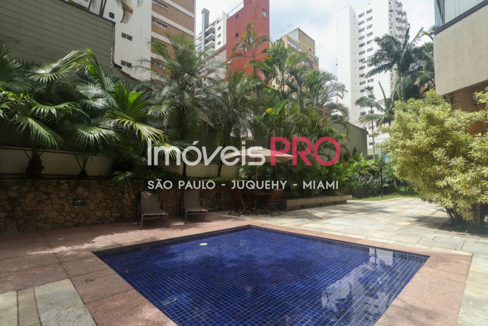 Foto :: IP32197