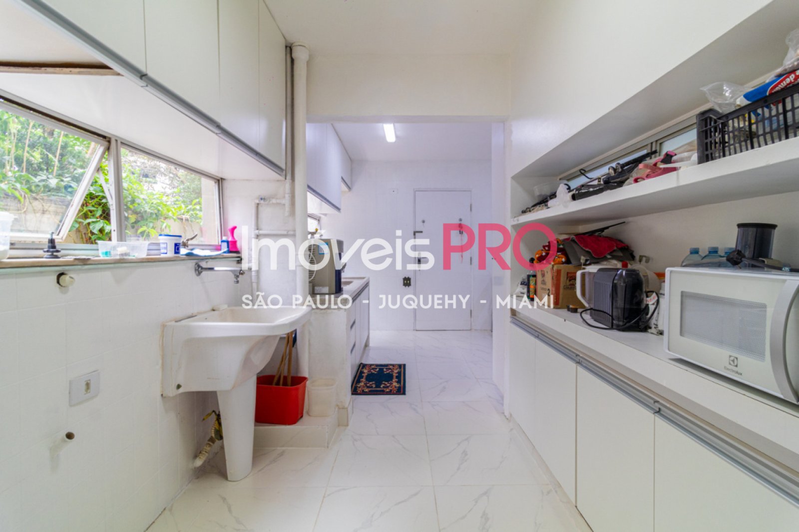 Foto :: https://assets.imoveispro.com.br/thumb/IP32272/apartamento-aluguel-moema_IP32272_35_1920x1080.jpg?