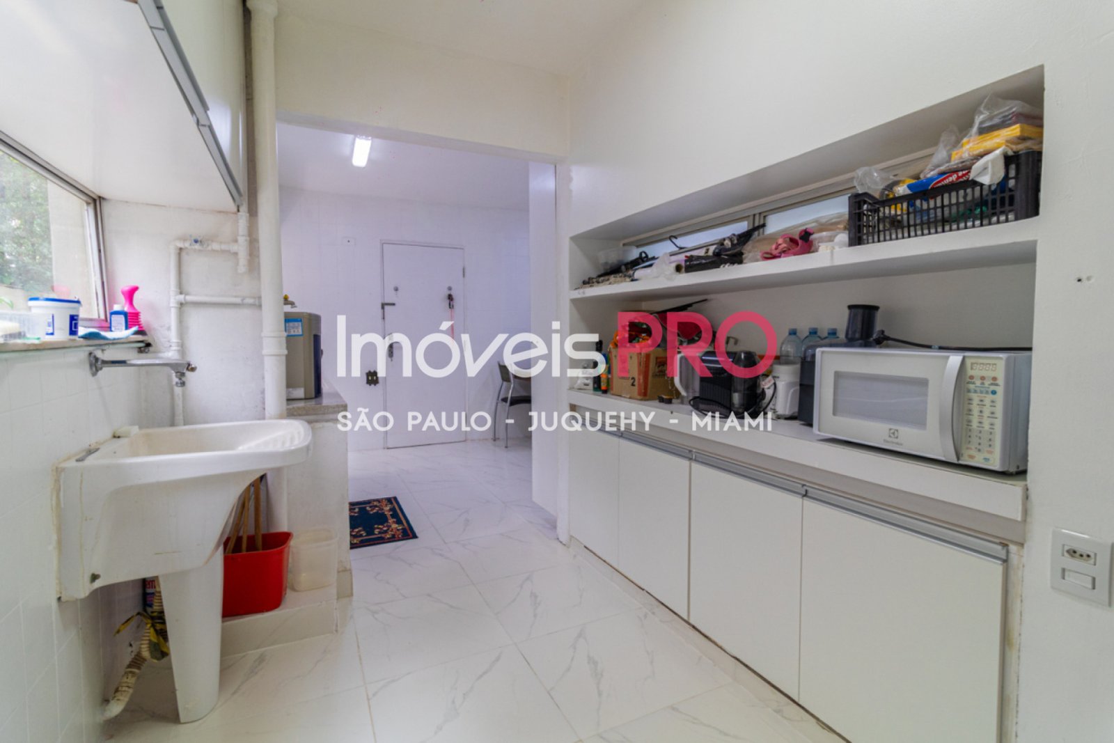 Foto :: https://assets.imoveispro.com.br/thumb/IP32272/apartamento-venda-moema_IP32272_35_1920x1080.jpg?