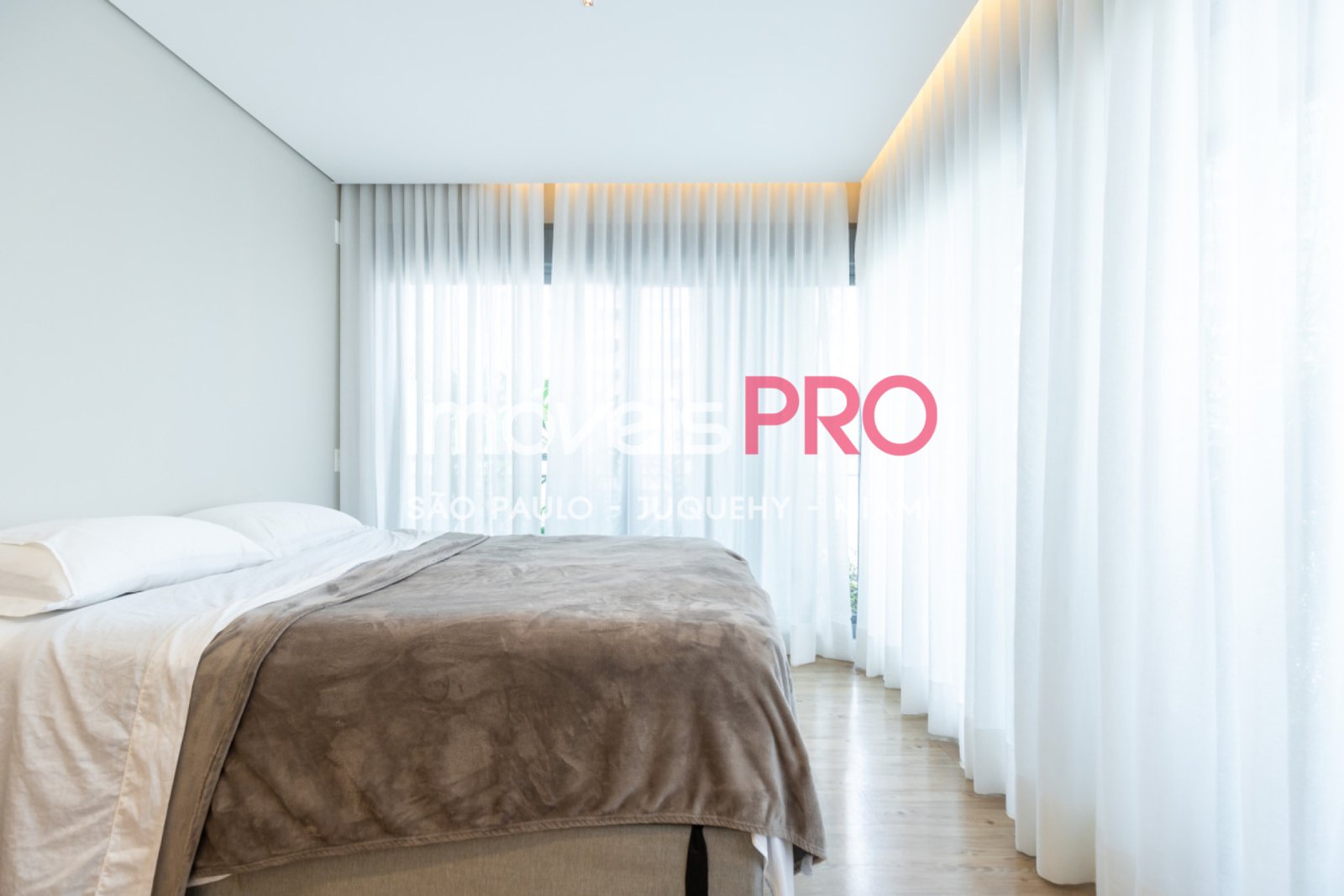 Foto :: https://assets.imoveispro.com.br/thumb/IP32528/apartamento-venda-brooklin_IP32528_23_1920x1080.jpg?