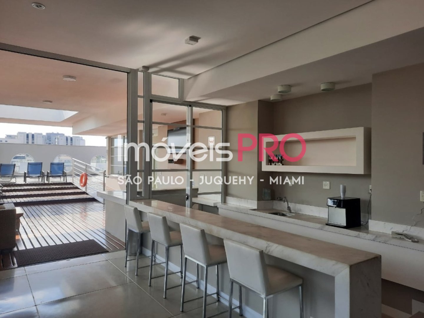 Foto :: https://assets.imoveispro.com.br/thumb/IP32564/apartamento-venda-moema-indios_IP32564_17_1920x1080.jpg?