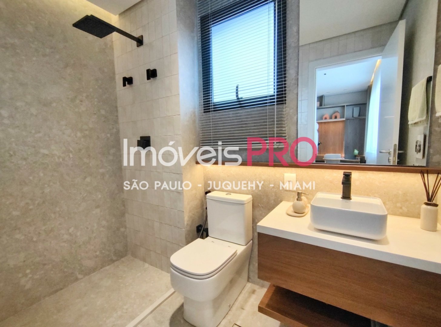 Foto :: https://assets.imoveispro.com.br/thumb/IP32822/apartamento-venda-vila-nova-conceicao_IP32822_11_1920x1080.jpg?