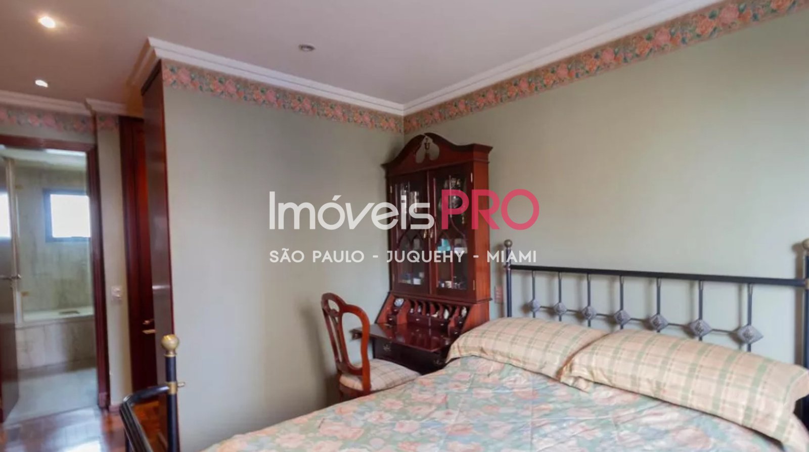 Foto :: IP32920