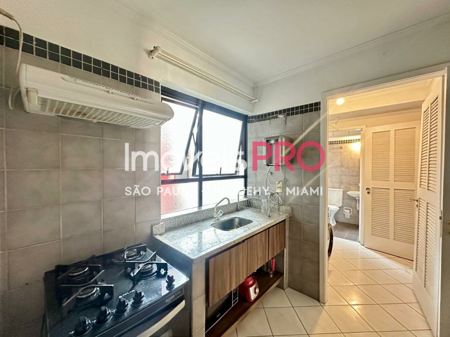 Foto :: https://assets.imoveispro.com.br/thumb/IP33016/apartamento-venda-vila-olimpia_IP33016_17_1920x1080.jpg?