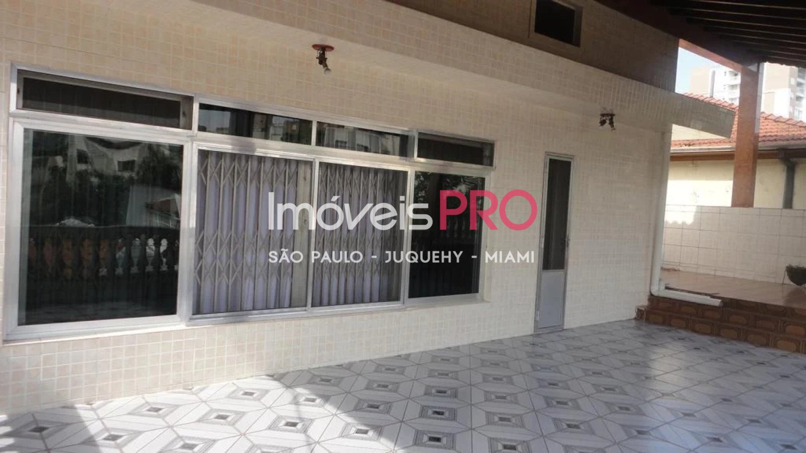 Foto :: https://assets.imoveispro.com.br/thumb/IP33072/galpao-venda-vila-madalena_IP33072_11_1920x1080.jpg?