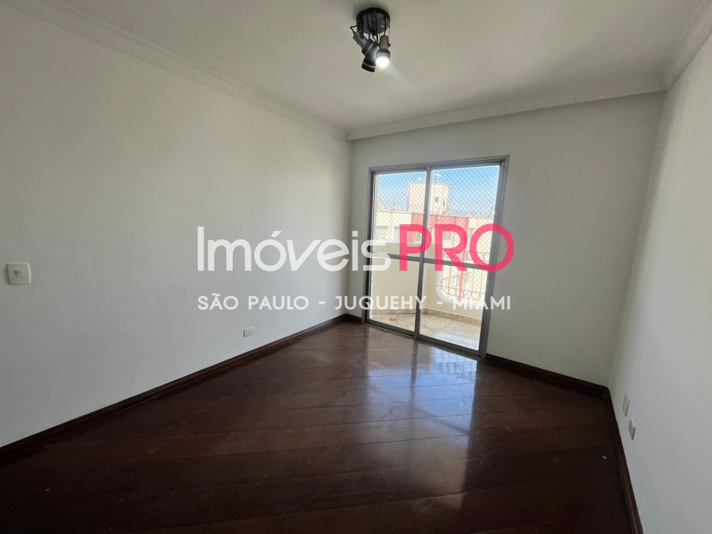 Apartamento de 3 quartos, 92 m², à venda em Moema, R$ 1,3 mi — foto 4 de 36