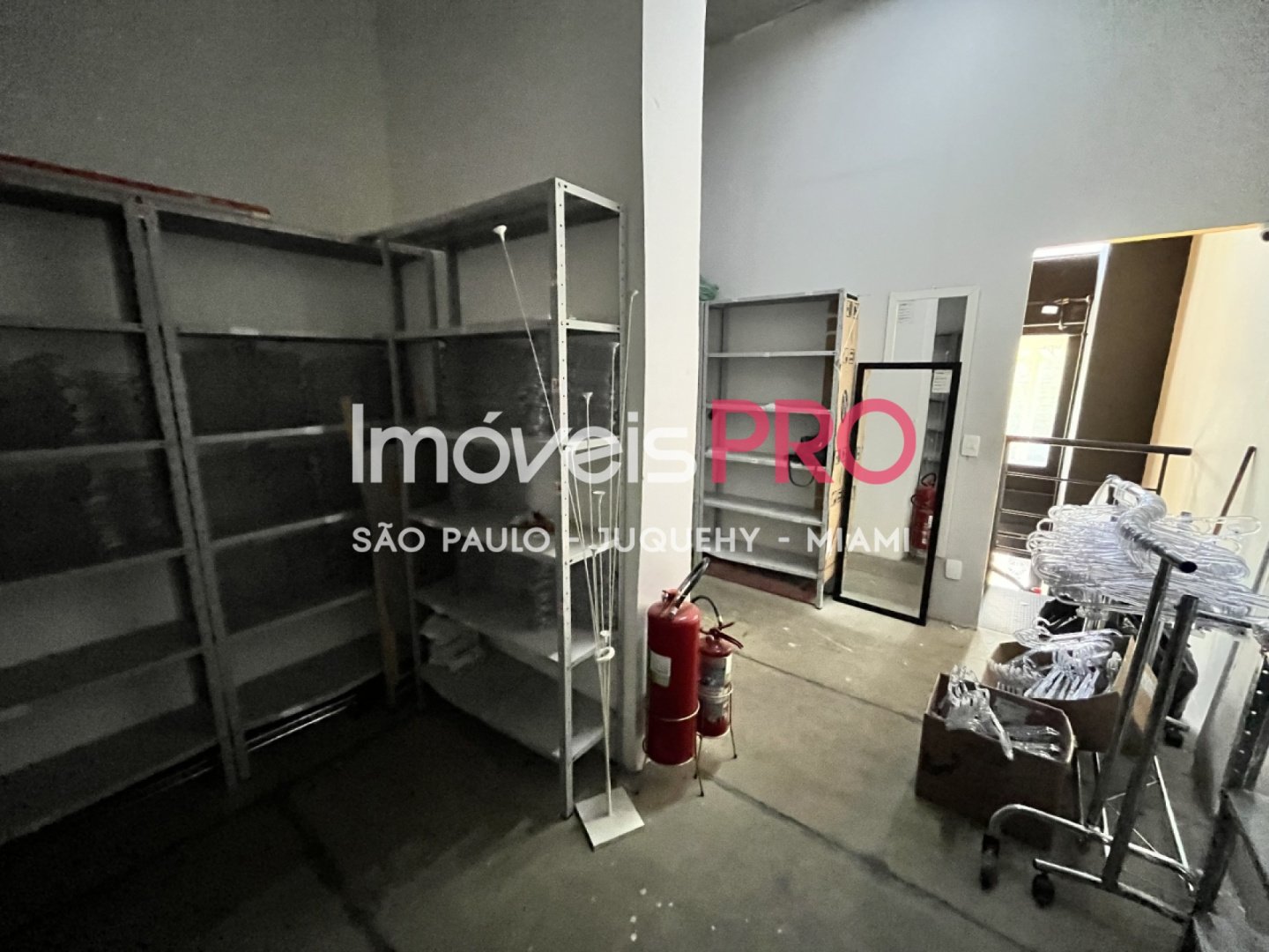 Foto :: https://assets.imoveispro.com.br/thumb/IP33463/loja-aluguel-moema_IP33463_11_1920x1080.jpg?