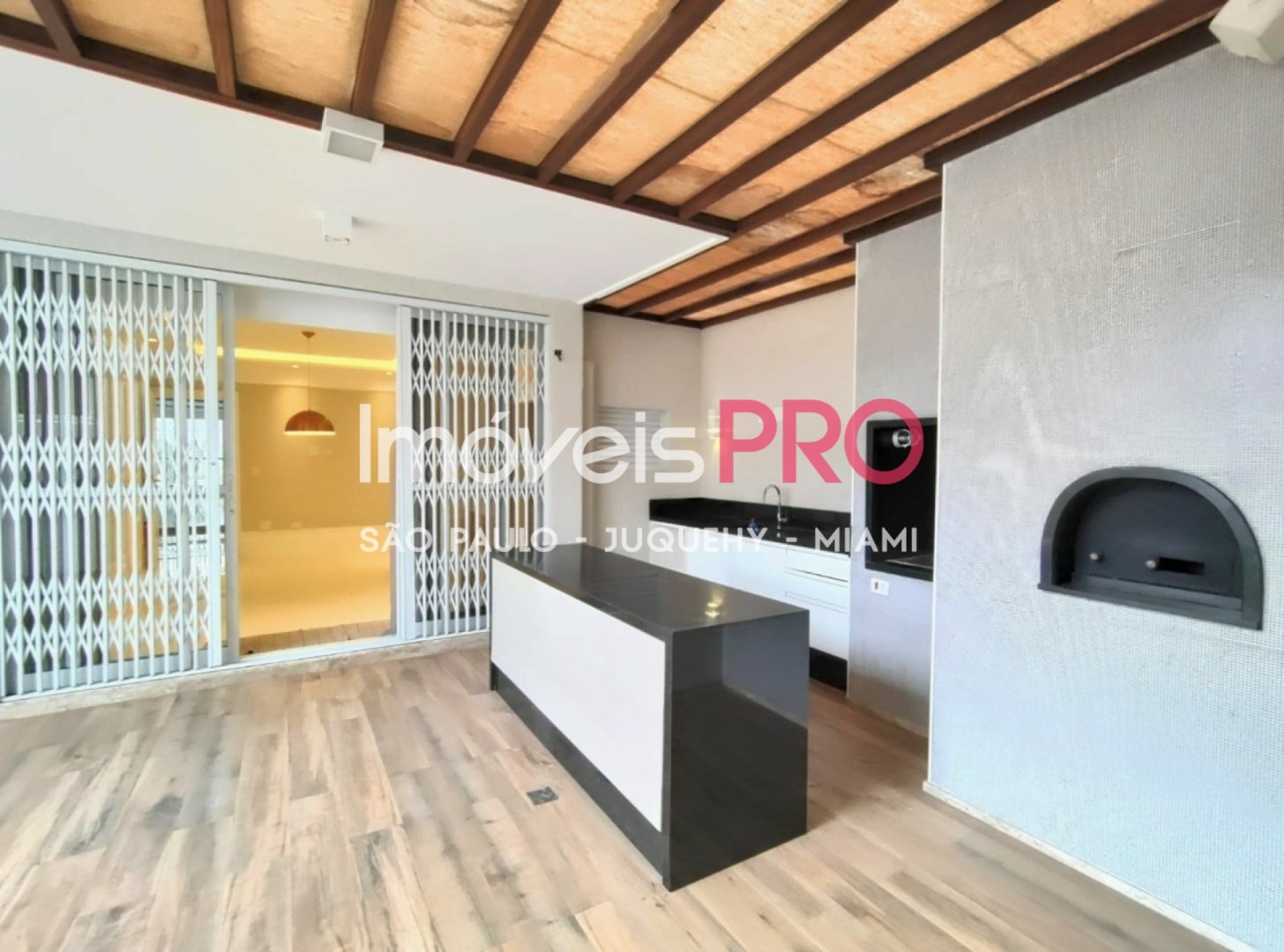 Foto :: https://assets.imoveispro.com.br/thumb/IP33494/casa-venda-jardim-luzitania_IP33494_11_1920x1080.jpg?