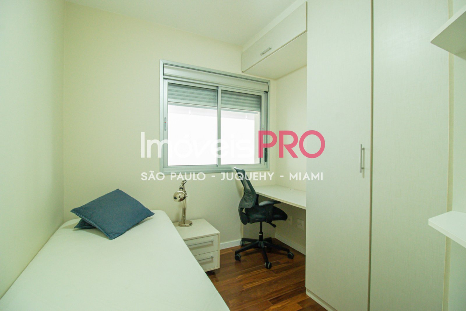 Foto :: IP33565