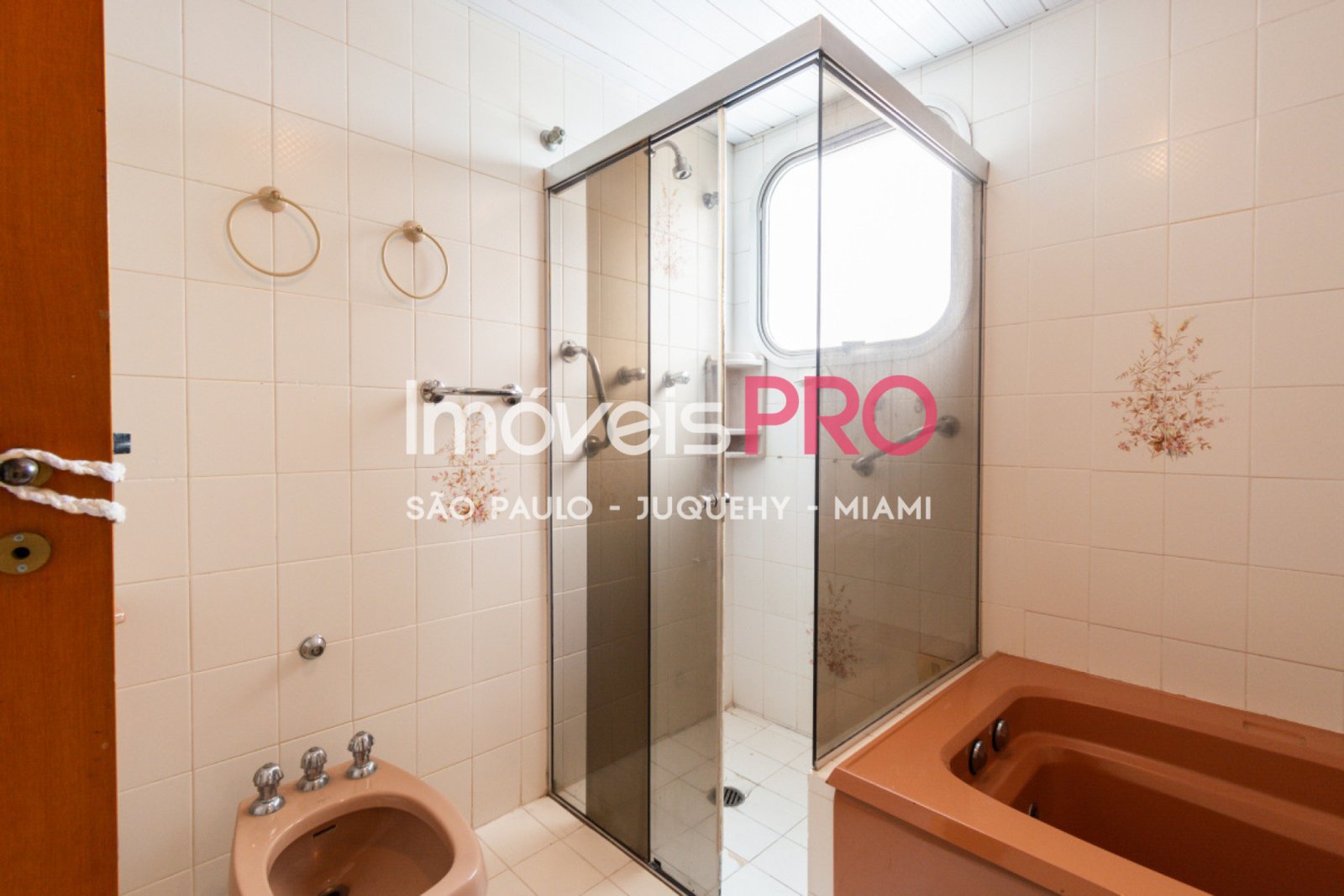 Foto :: IP33865