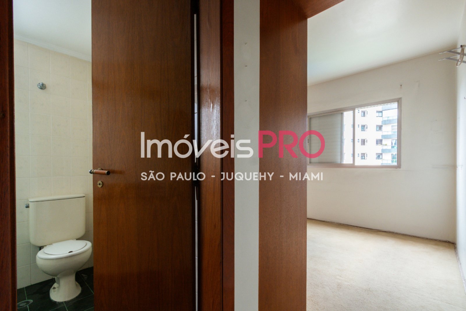 Foto :: IP33865