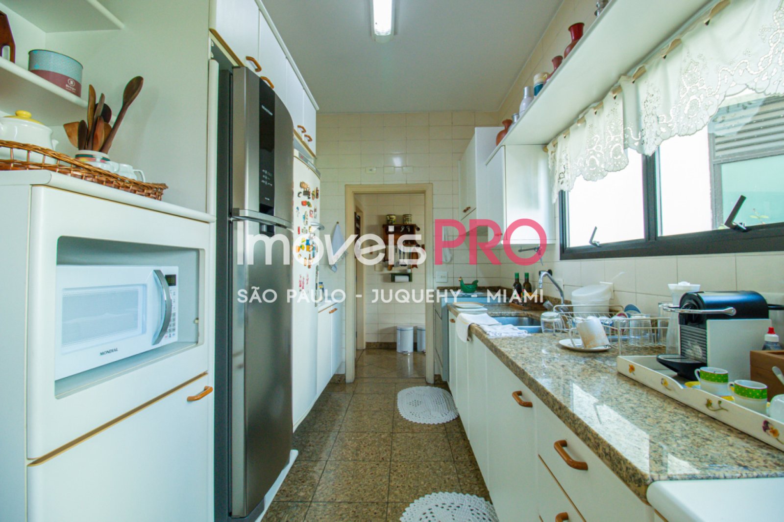 Foto :: IP34180