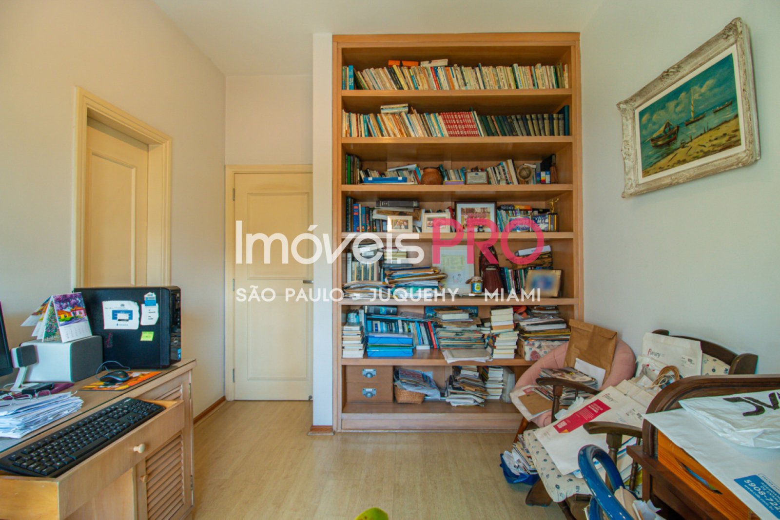 Foto :: IP34180