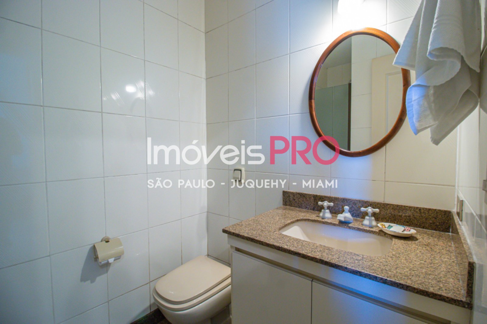 Foto :: IP34180