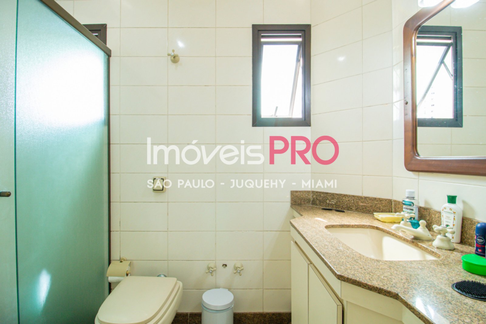 Foto :: IP34180