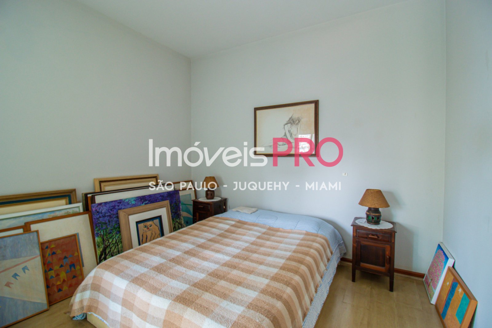 Foto :: https://assets.imoveispro.com.br/thumb/IP34180/apartamento-venda-moema_IP34180_47_1920x1080.jpg?