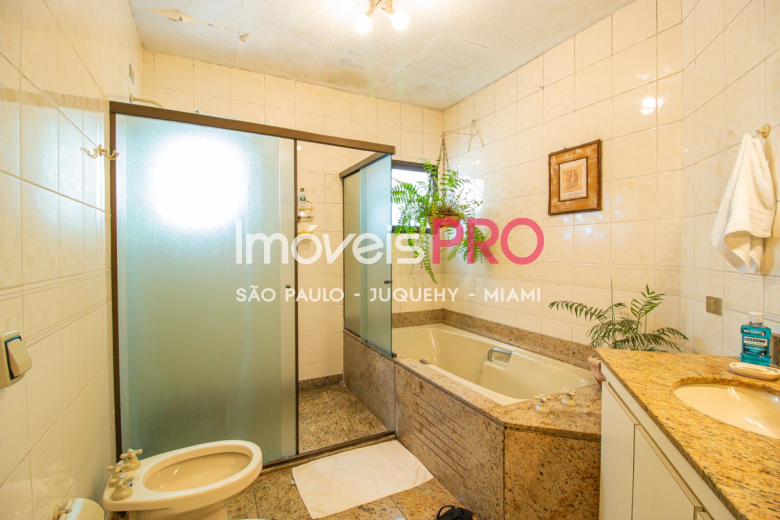Foto :: https://assets.imoveispro.com.br/thumb/IP34180/apartamento-venda-moema_IP34180_53_1920x1080.jpg?