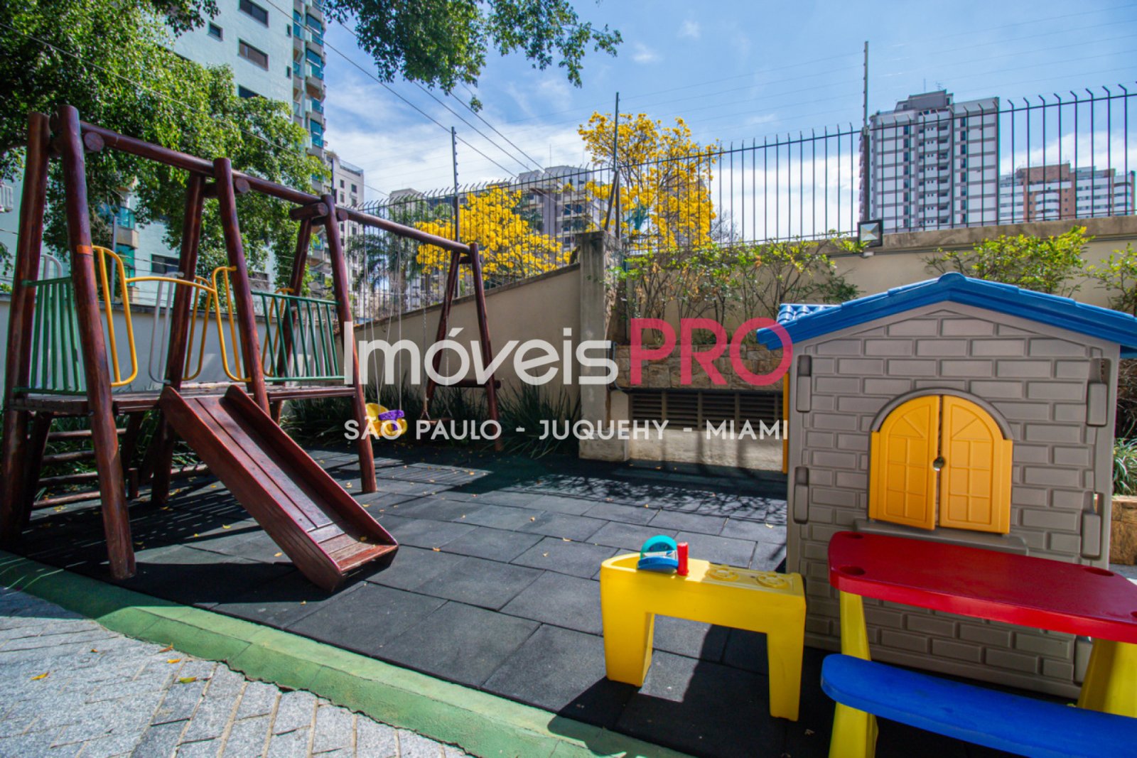 Foto :: IP34180