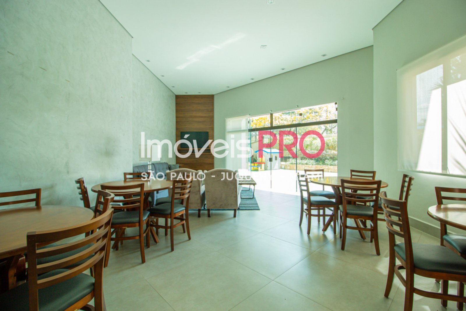 Foto :: IP34180