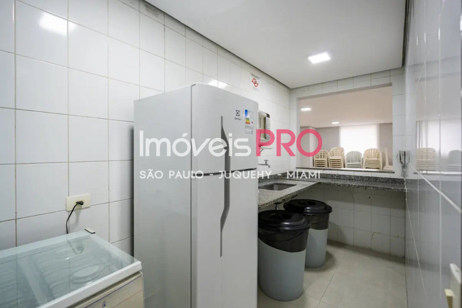 Foto :: https://assets.imoveispro.com.br/thumb/IP34309/cobertura-duplex-venda-saude_IP34309_35_1920x1080.jpg?