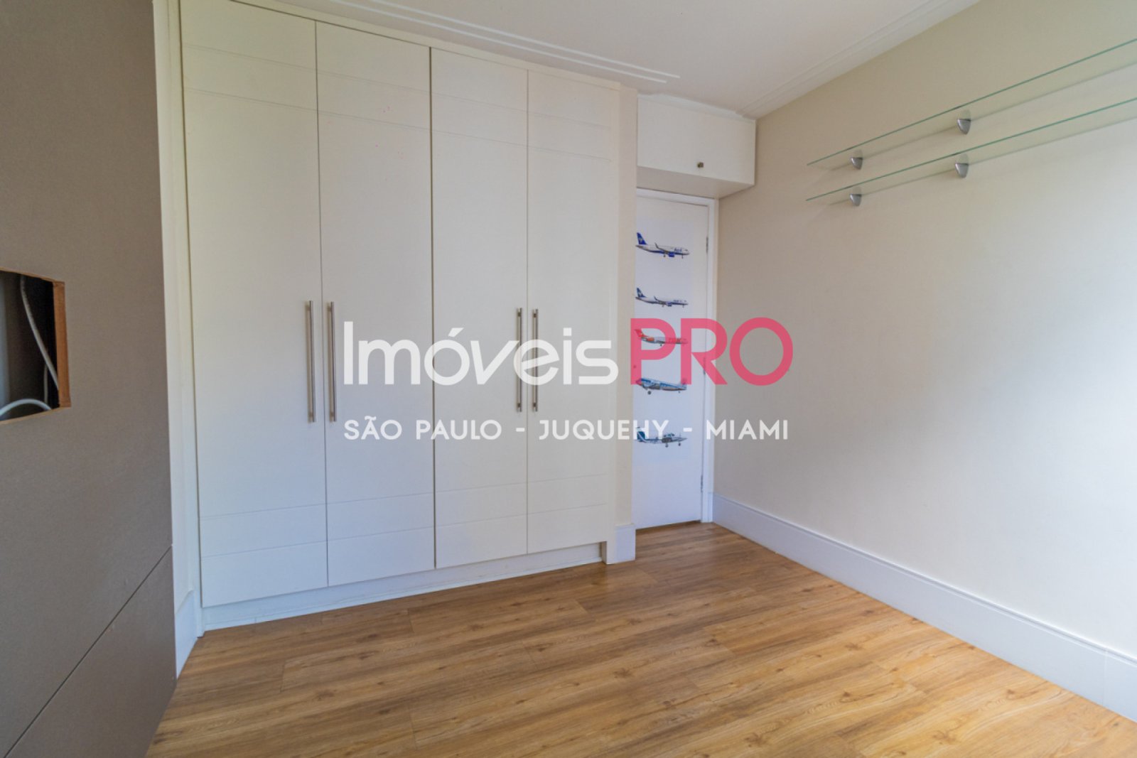 Foto :: https://assets.imoveispro.com.br/thumb/IP34311/apartamento-venda-campo-belo_IP34311_35_1920x1080.jpg?