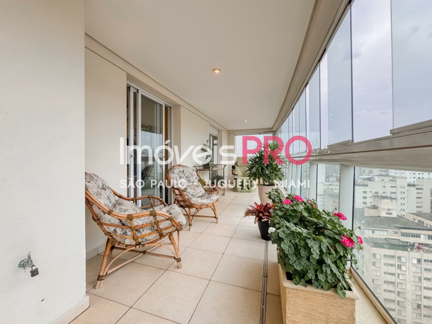 Foto :: https://assets.imoveispro.com.br/thumb/IP34421/apartamento-venda-jardim-paulista_IP34421_11_1920x1080.jpg?