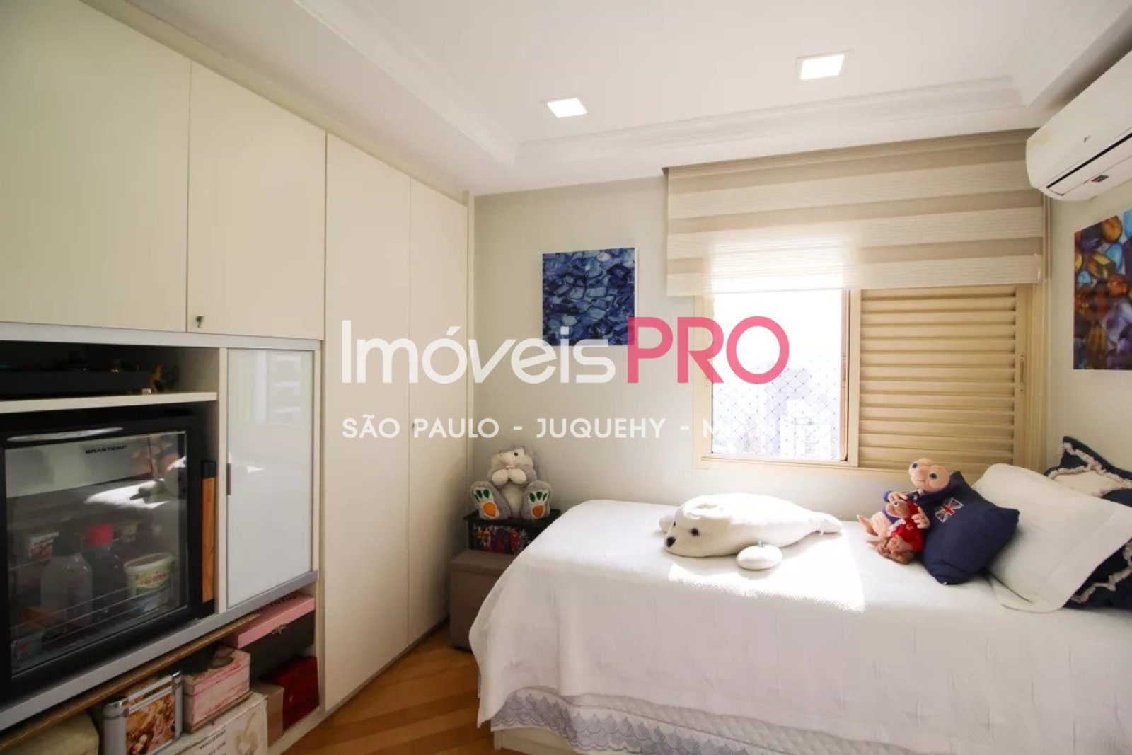 Foto :: https://assets.imoveispro.com.br/thumb/IP34826/cobertura-venda-moema-passaros_IP34826_23_1920x1080.jpg?