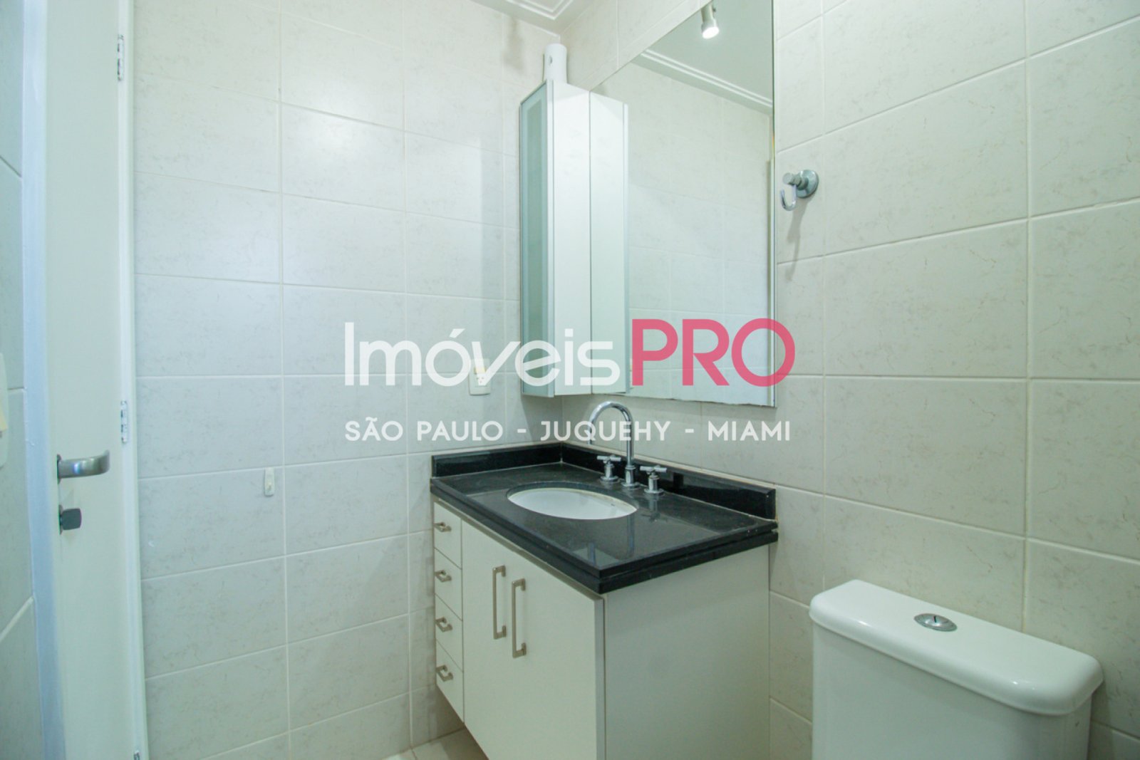 Foto :: IP34827