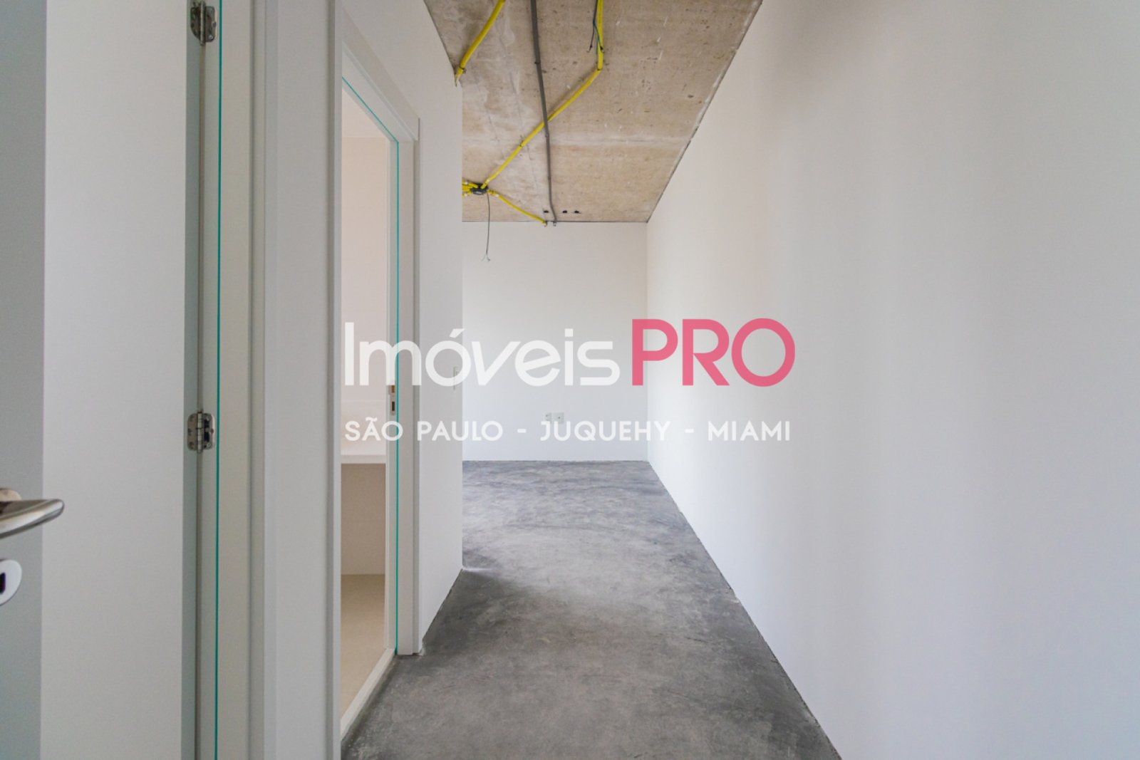 Foto :: https://assets.imoveispro.com.br/thumb/IP34840/apartamento-venda-itaim-bibi_IP34840_35_1920x1080.jpg?