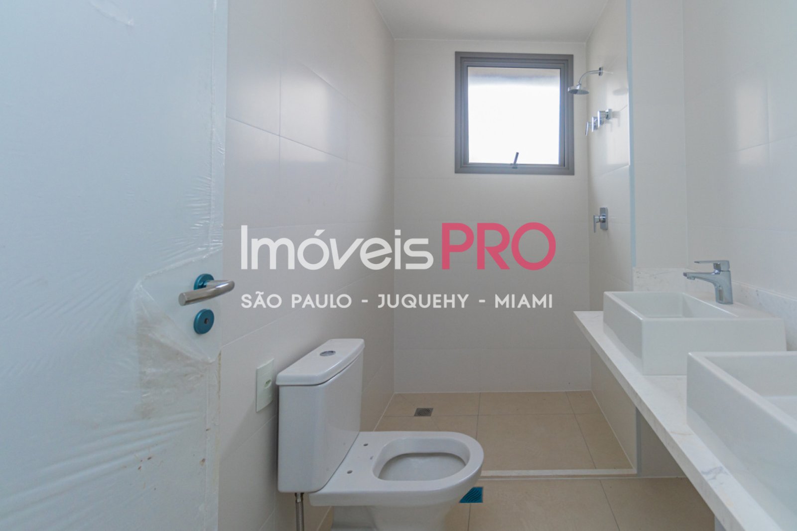 Foto :: https://assets.imoveispro.com.br/thumb/IP34842/apartamento-venda-itaim-bibi_IP34842_29_1920x1080.jpg?
