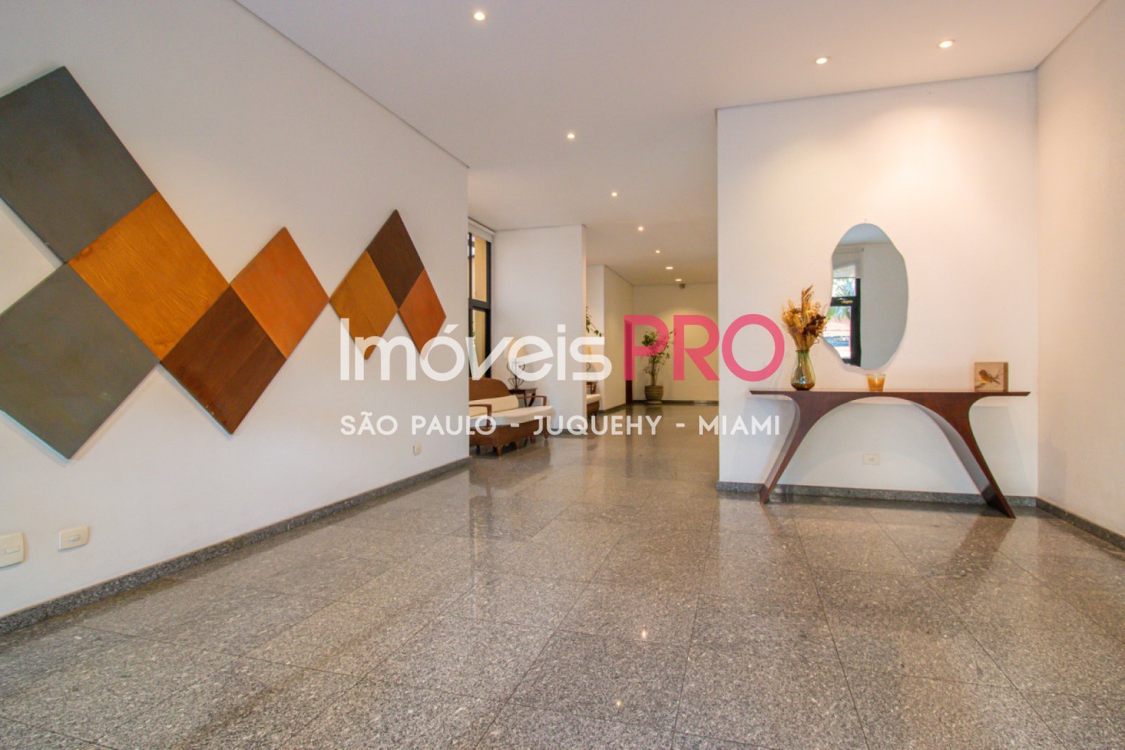 Foto :: https://assets.imoveispro.com.br/thumb/IP35144/apartamento-venda-brooklin_IP35144_35_1920x1080.jpg?