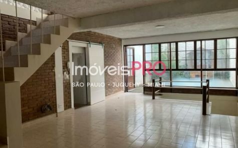 Casa em Brooklin Paulista — foto 1 (Ref. IP35197)