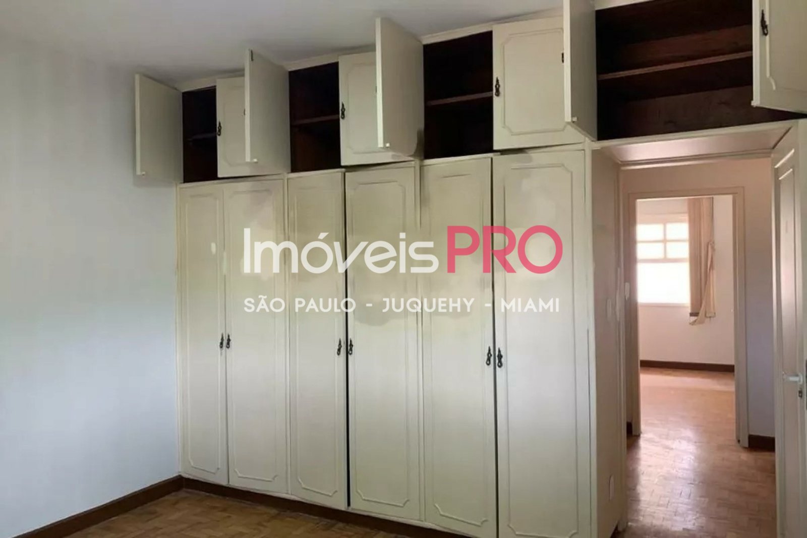 Foto :: IP35197